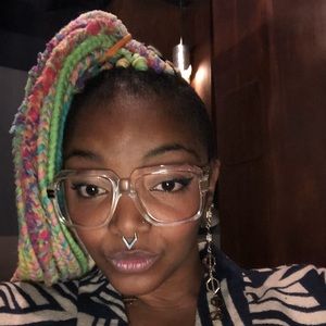 Meet your Posher, Cesha